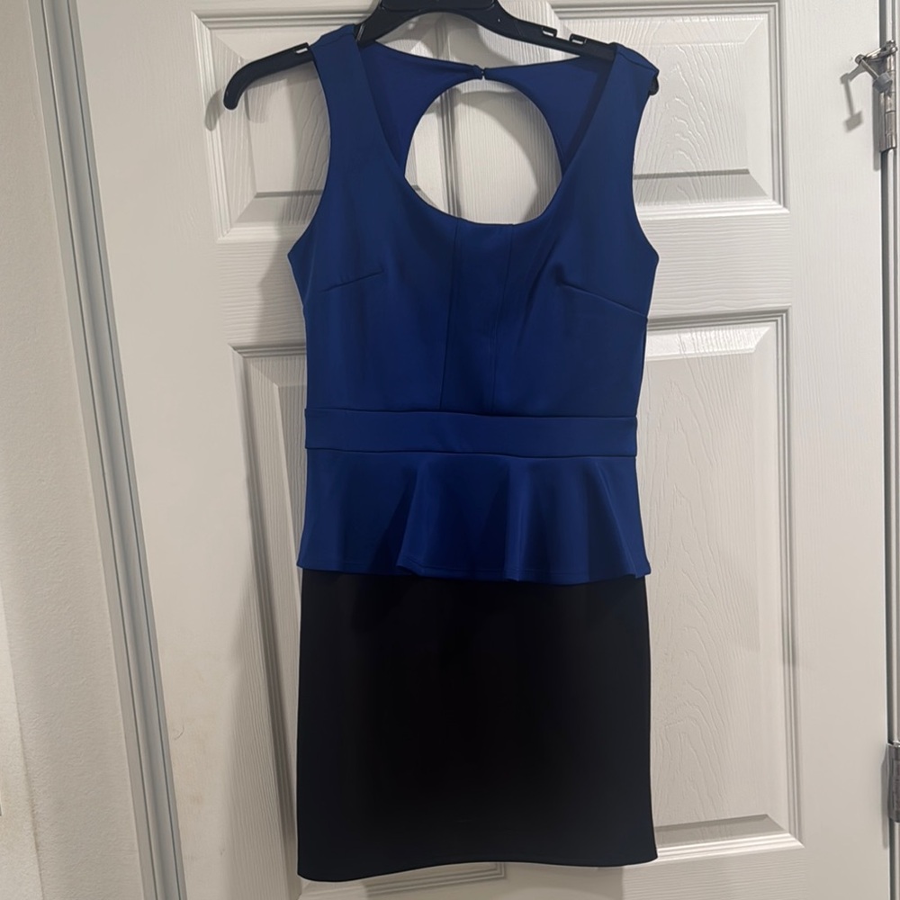 NWT Elegant Blue and Black Sleeveless Dress